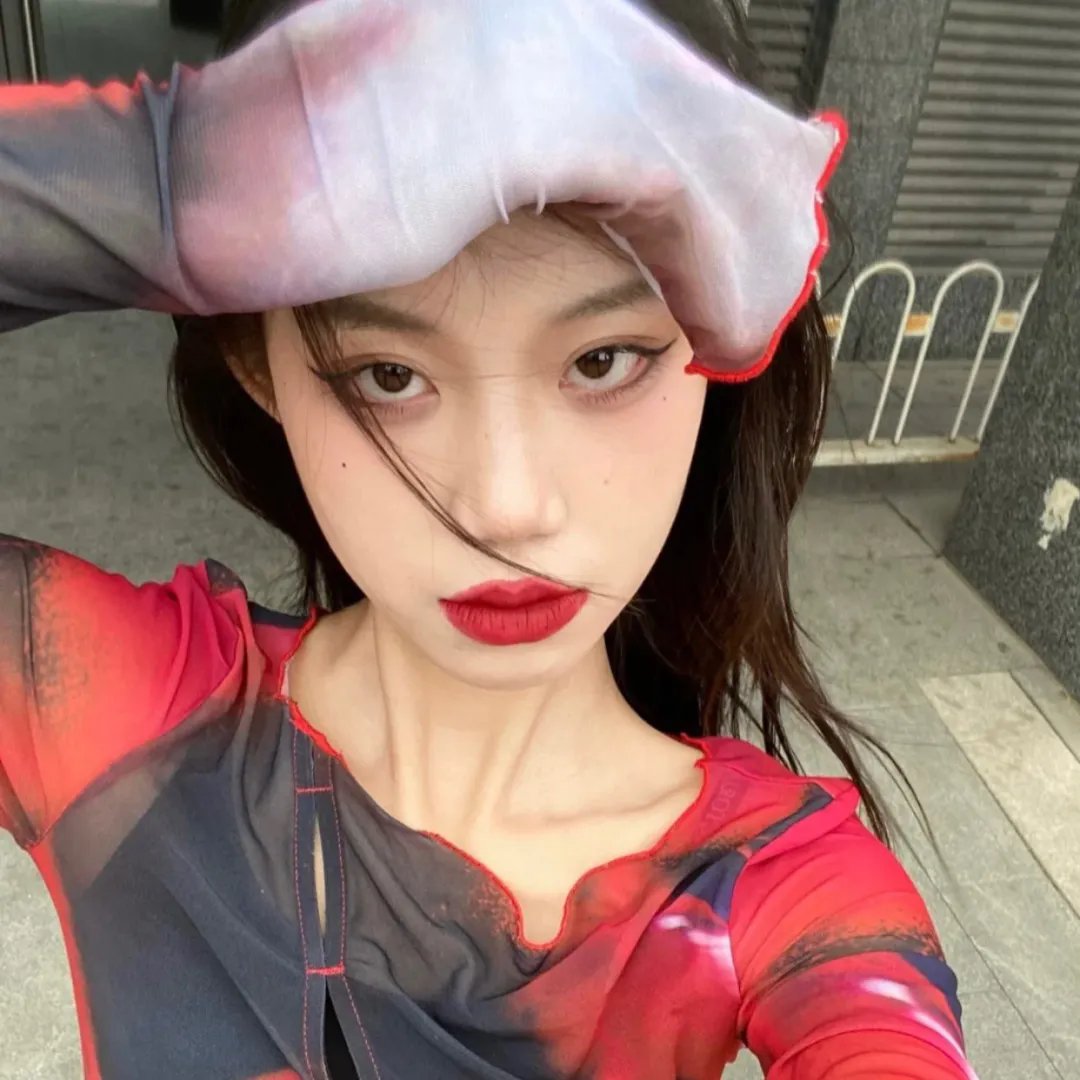模模糊糊